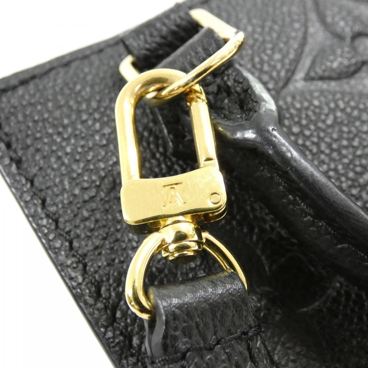 LOUIS VUITTON M81417 Handbag Monogram 4