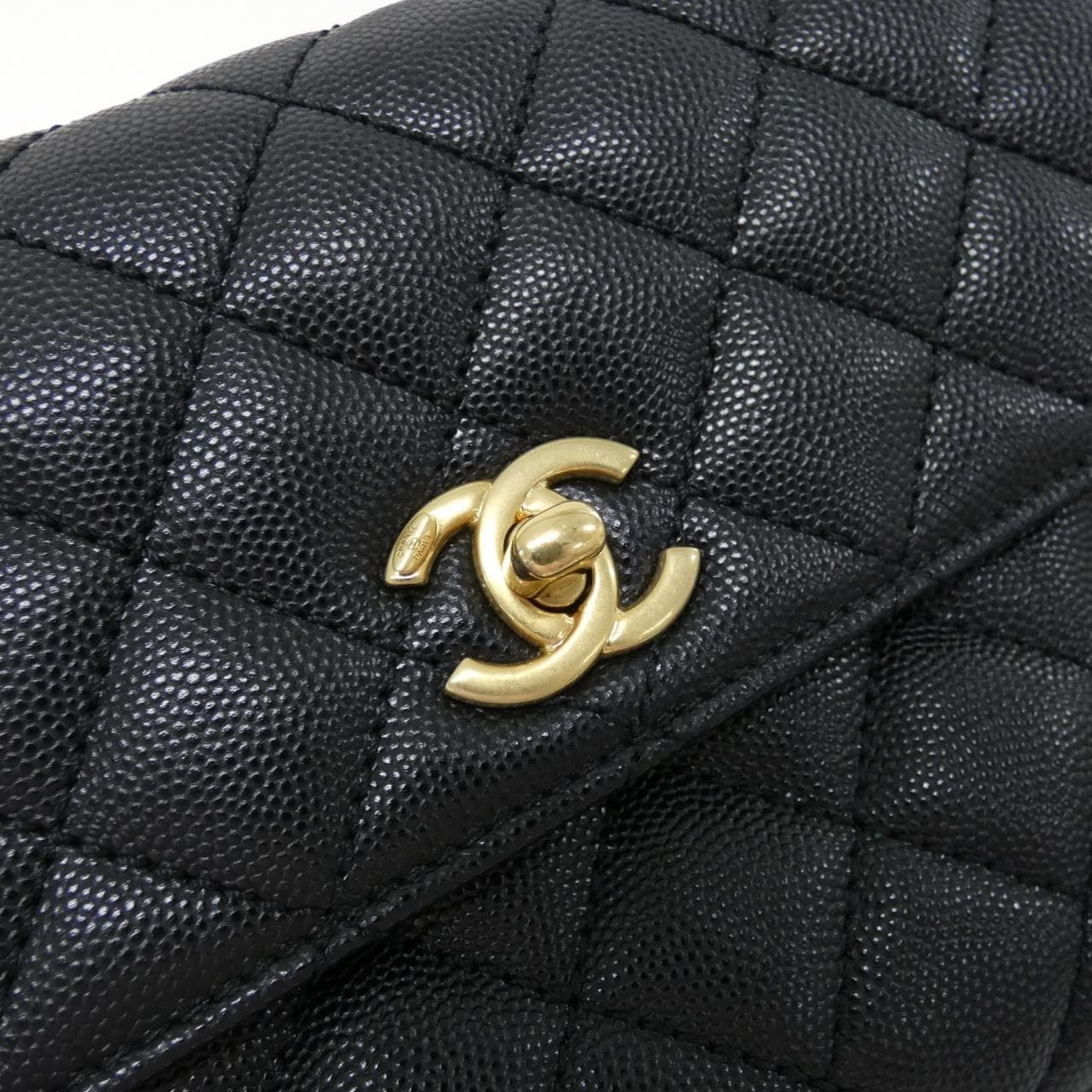 CHANEL Matelasse 92990 Handbag Grained Calfskin 5