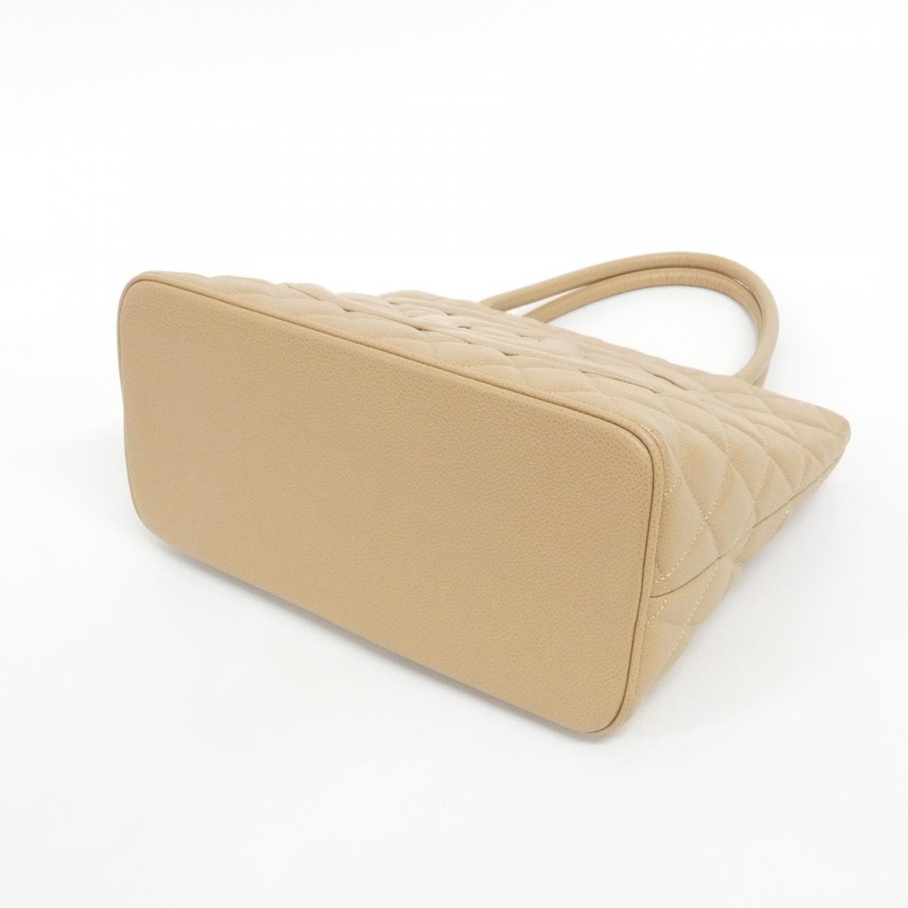 CHANEL Matelasse 1804 Handbag Grained Calfskin 3