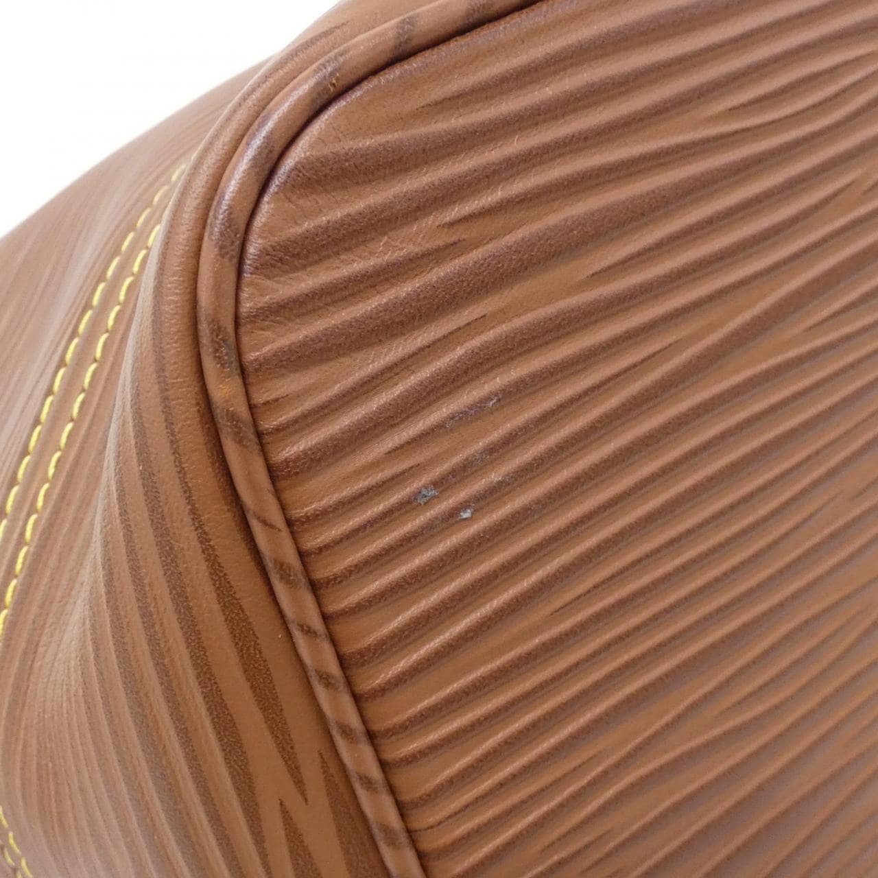 LOUIS VUITTON M23117 肩背包 Epi 3