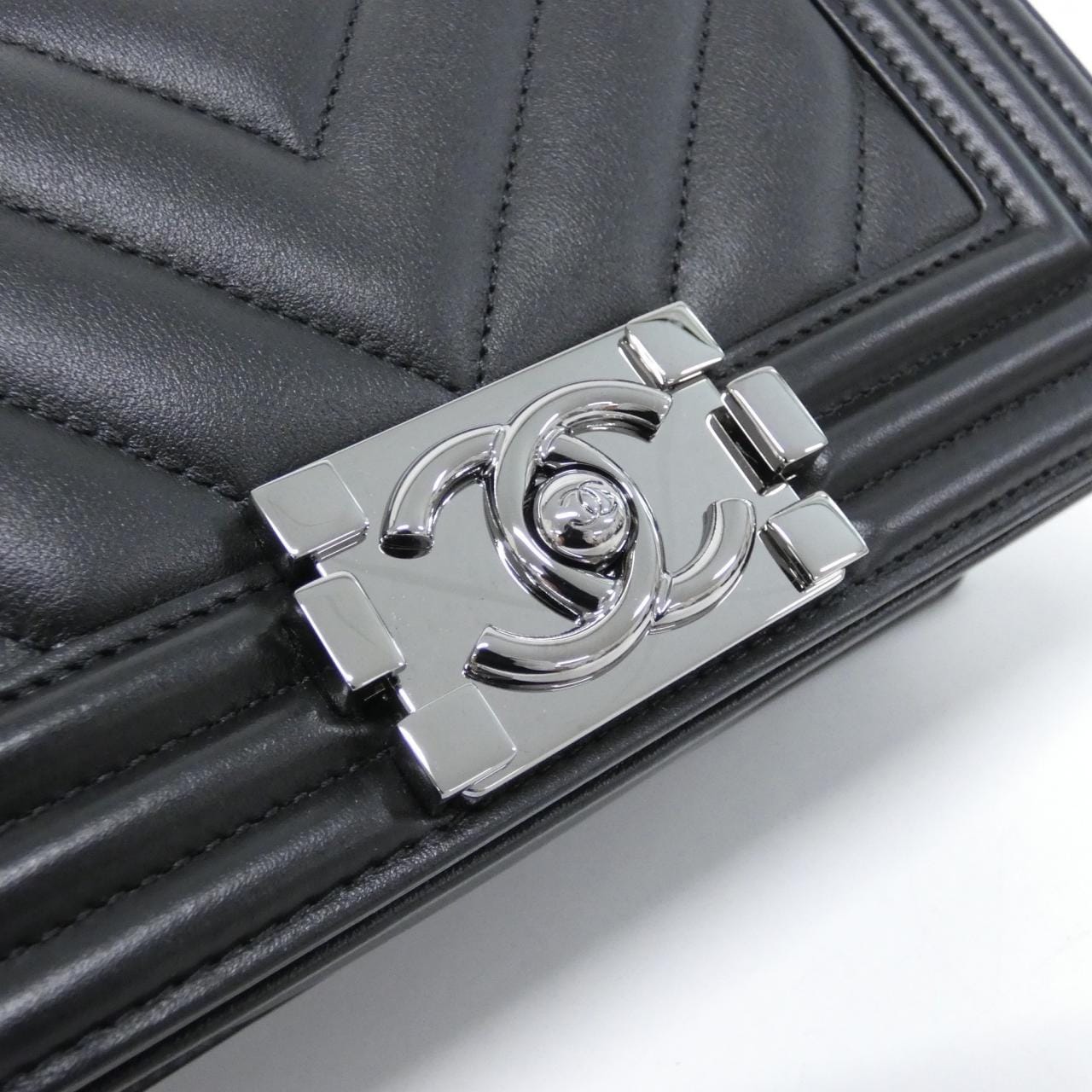 CHANEL Boy Chanel 67085 Shoulder Lambskin 4