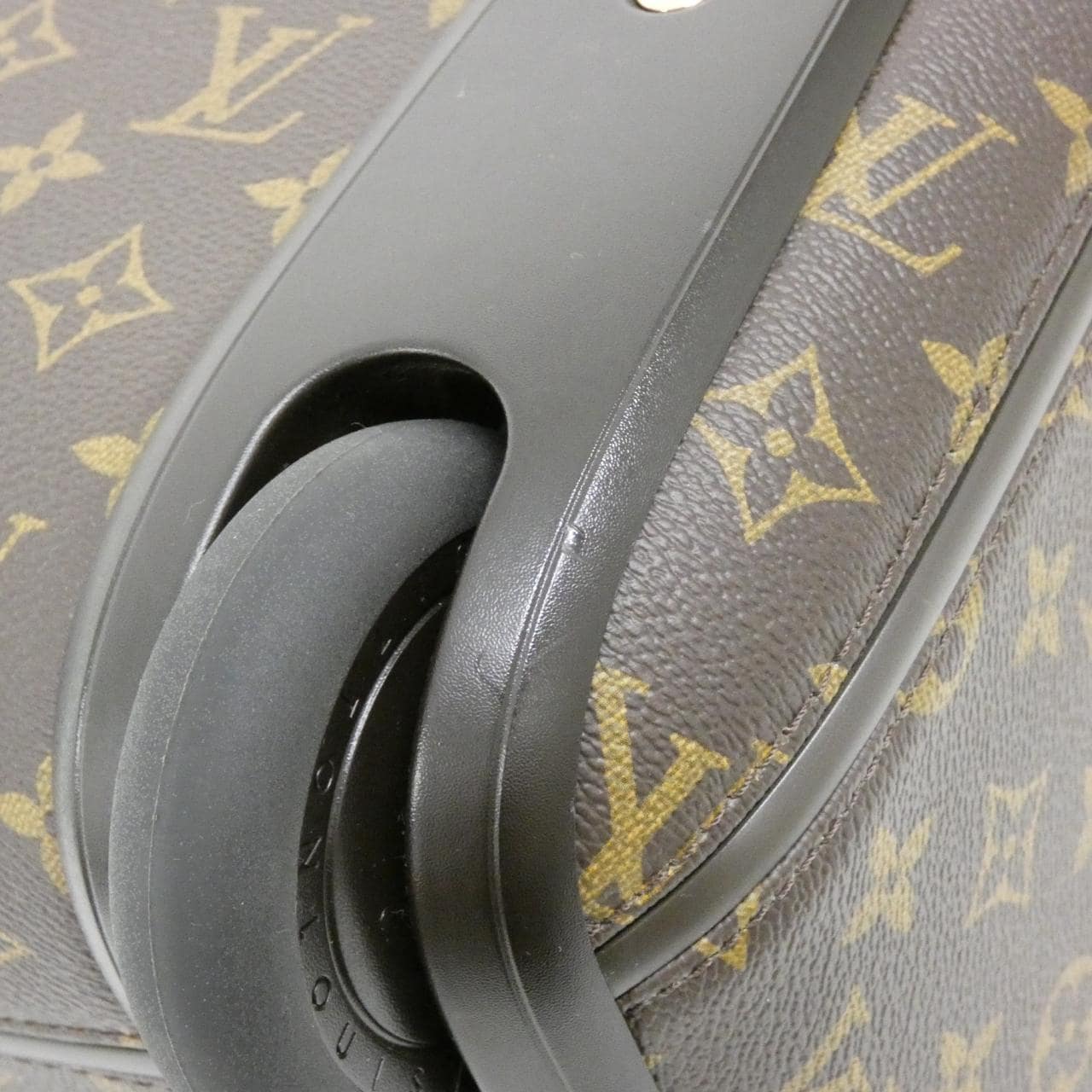 LOUIS VUITTON M20013 Bag Monogram 3