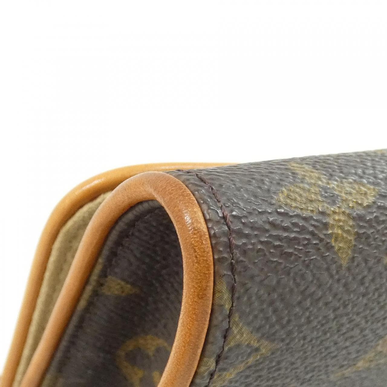 LOUIS VUITTON Pochette M51852 Shoulder Monogram 3