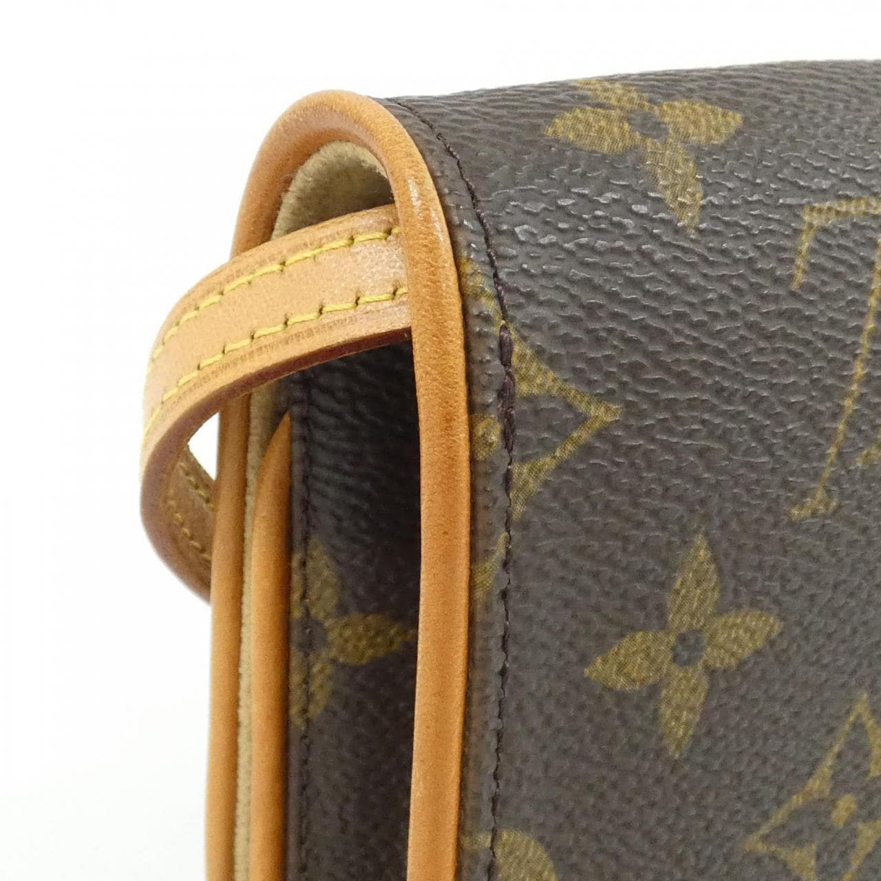 LOUIS VUITTON Pochette M51852 Shoulder Monogram 4