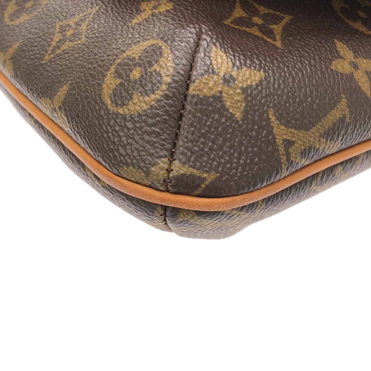 LOUIS VUITTON Musette M51258 Shoulder Monogram 3