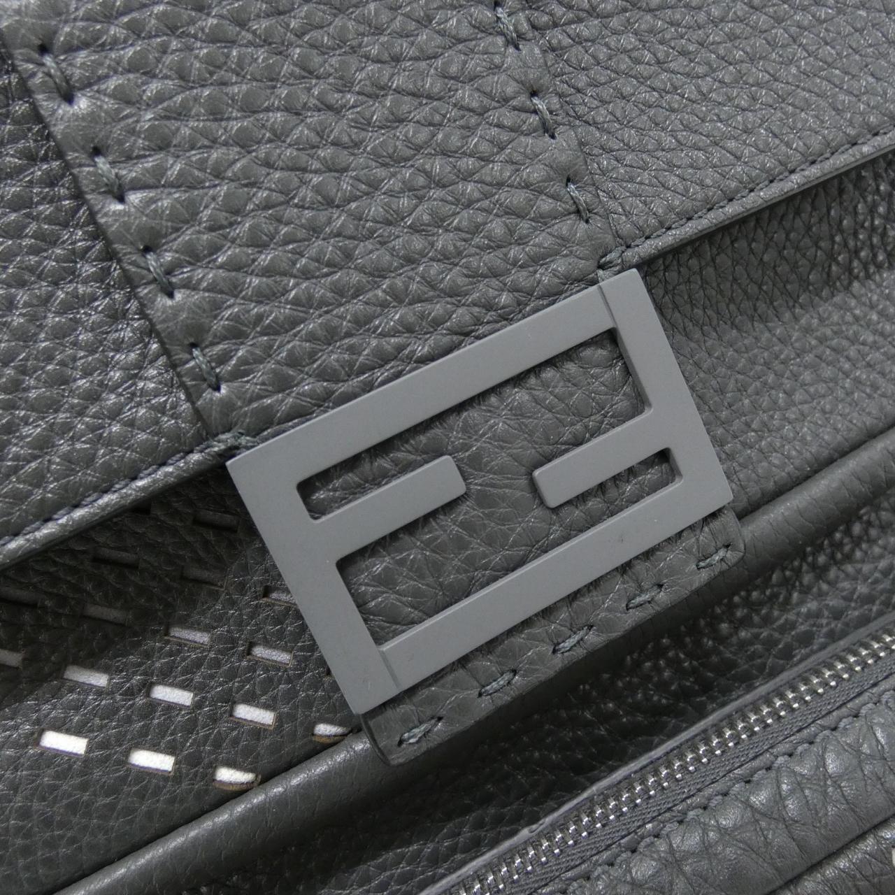 FENDI 7VZ047 A9ZF 背包 皮革 4
