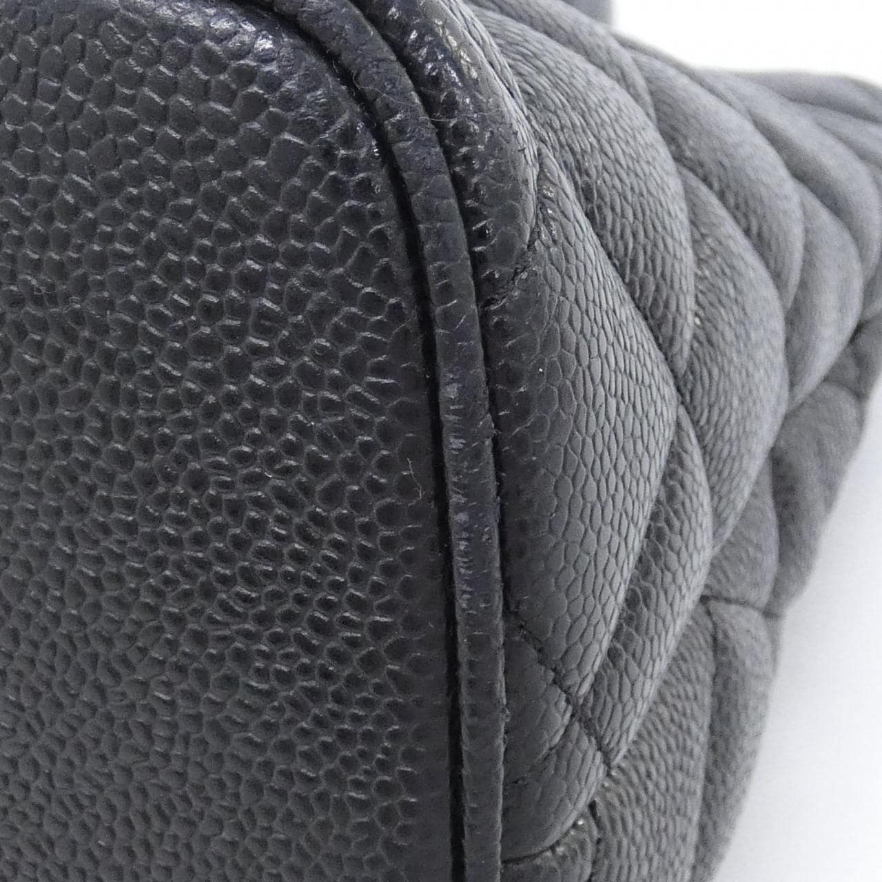 CHANEL Matelasse 1804 Handbag Grained Calfskin 3