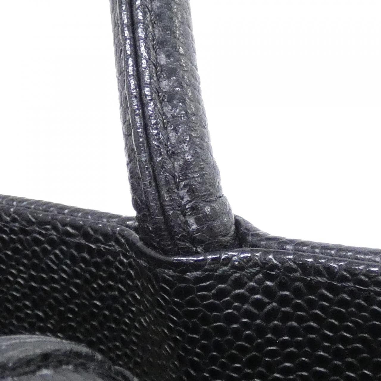 CHANEL Matelasse 1804 Handbag Grained Calfskin 5