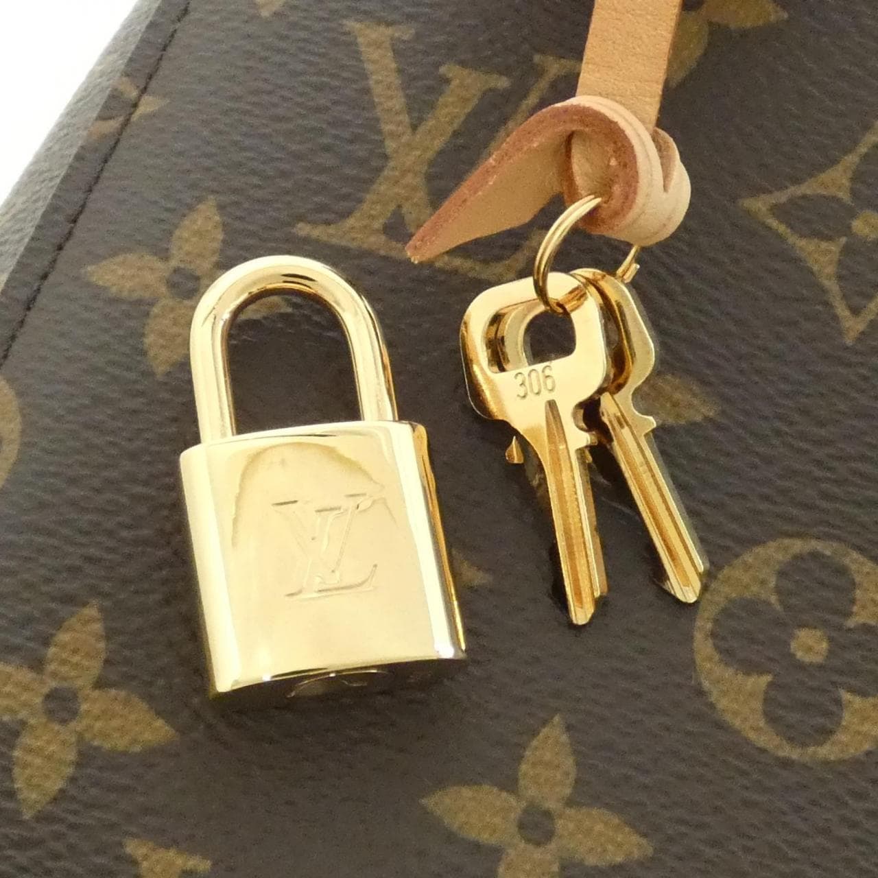 LOUIS VUITTON Montaigne M41055 Handbag Monogram 3