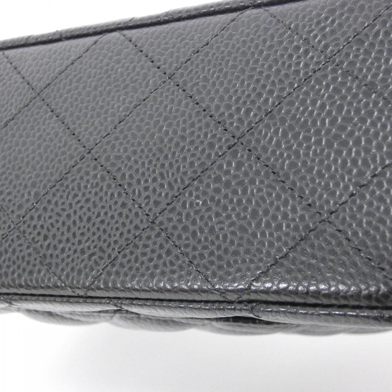 CHANEL Matelasse 1112 Shoulder Grained Calfskin 3