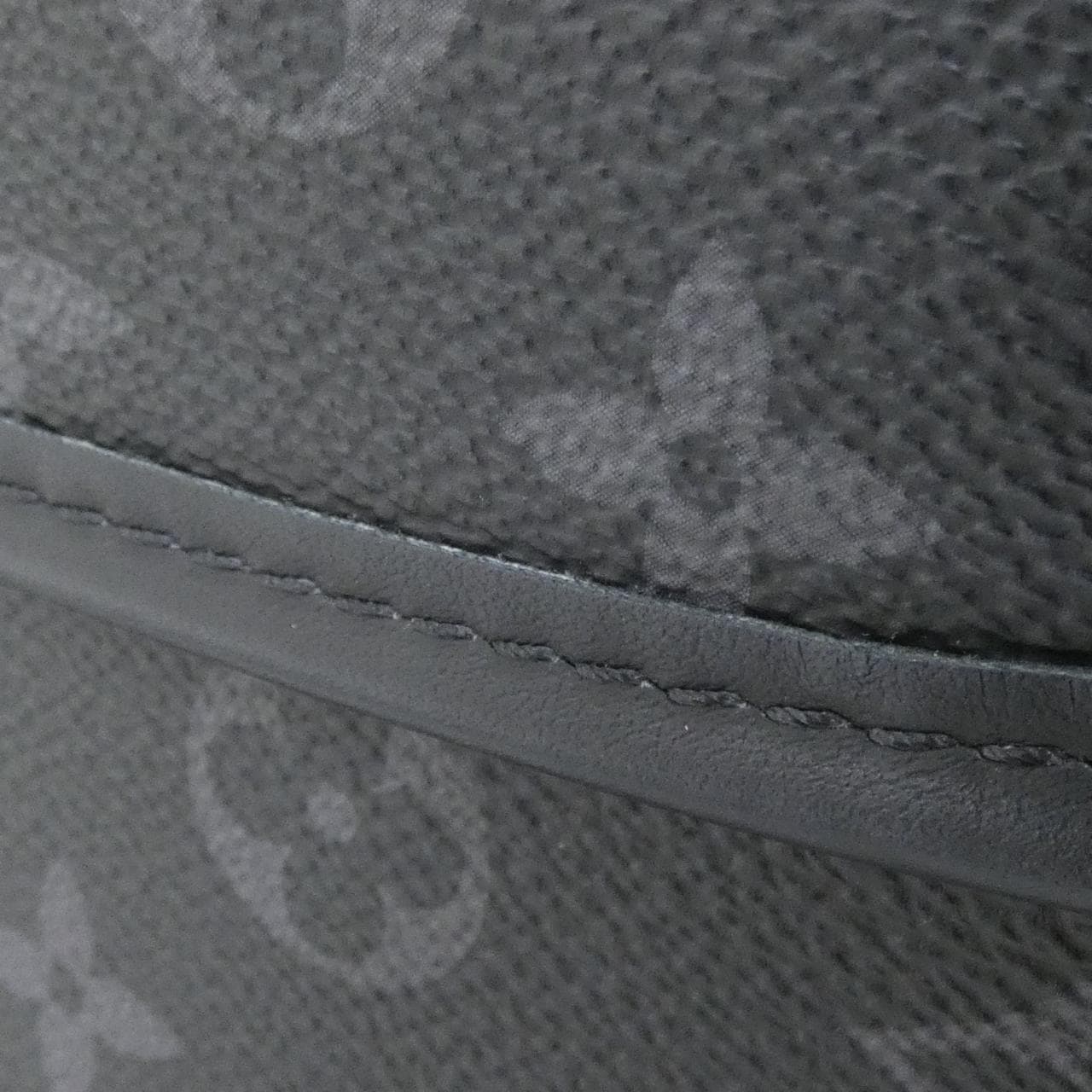 LOUIS VUITTON Eclipse M28630 Shoulder Monogram 4