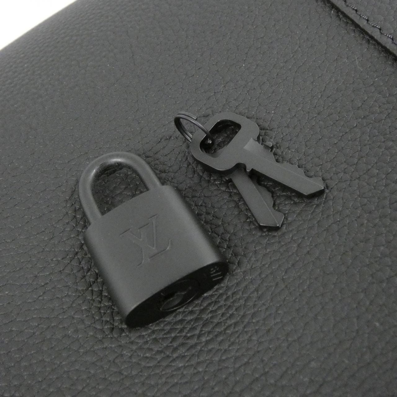 LOUIS VUITTON Keepall M26118 手提包 羊皮 4