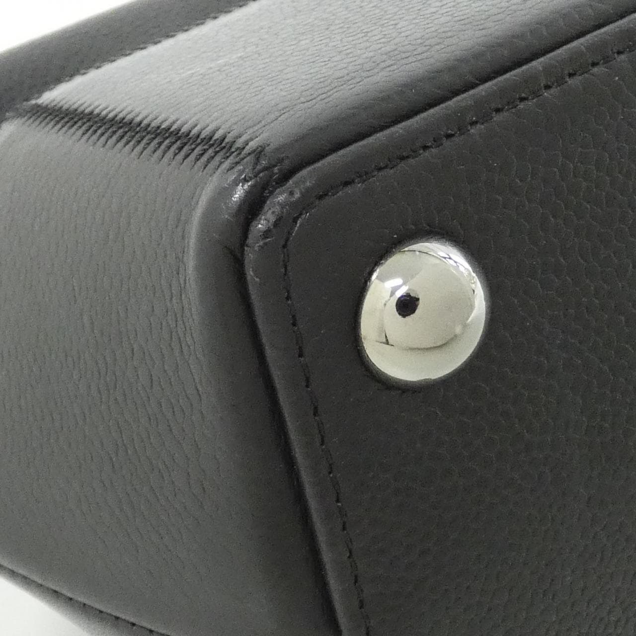 CHANEL 23723 Handbag Grained Calfskin 3