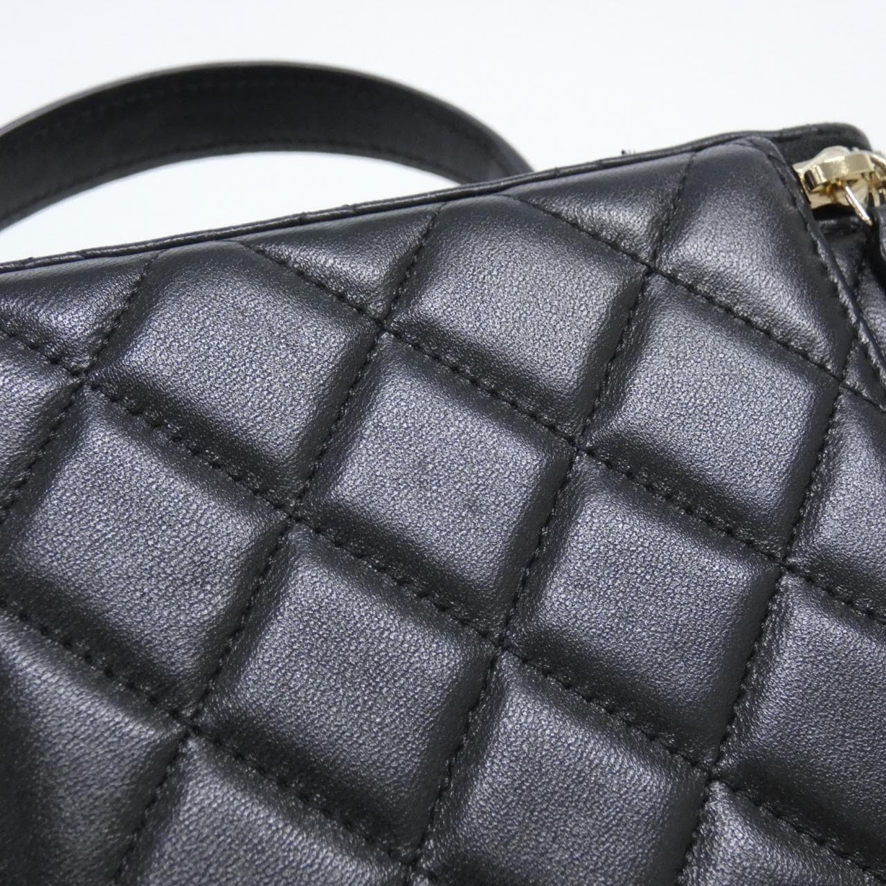 CHANEL Timeless Classic AP2199 Handbag Lambskin 5