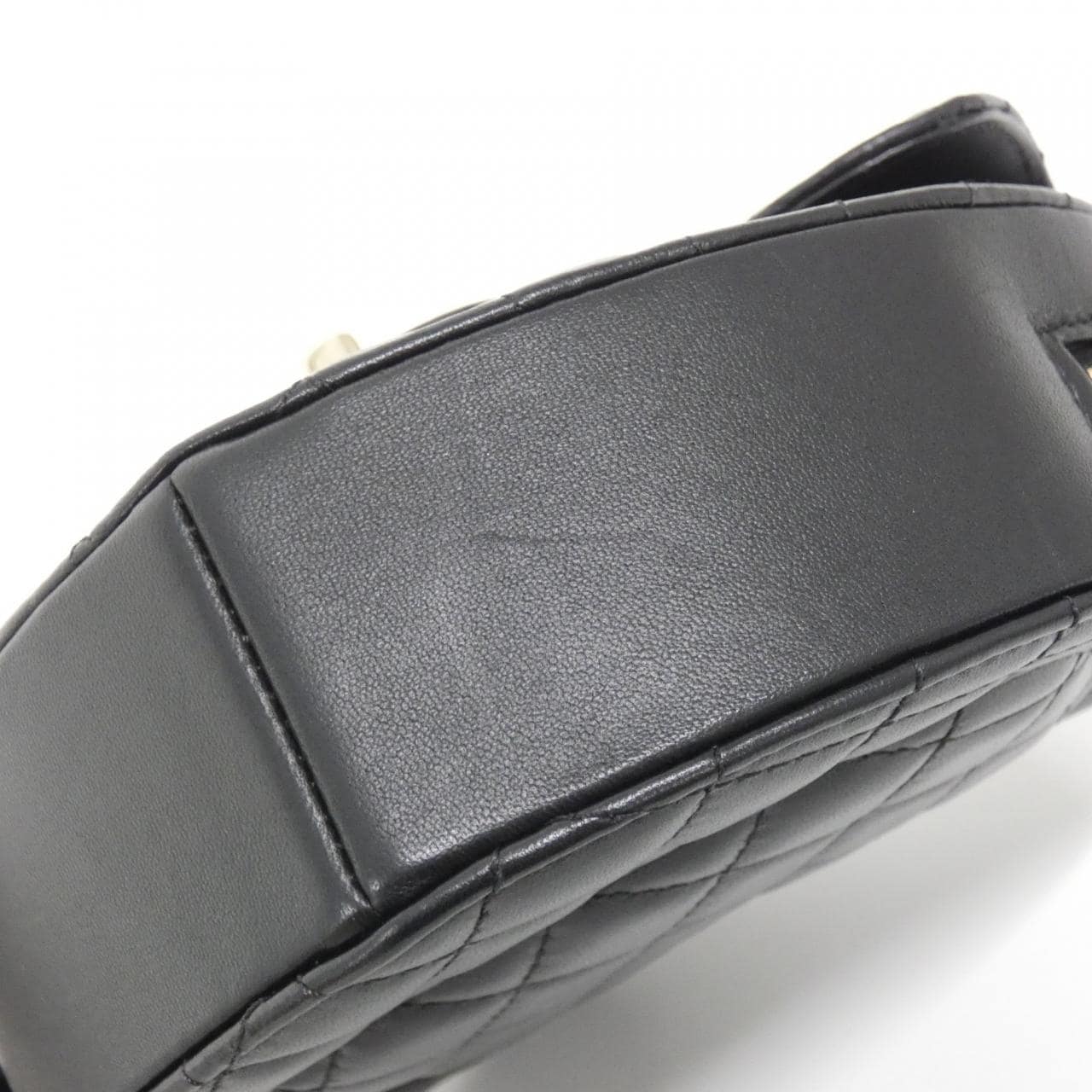 CHANEL AS5764 Shoulder Lambskin 3