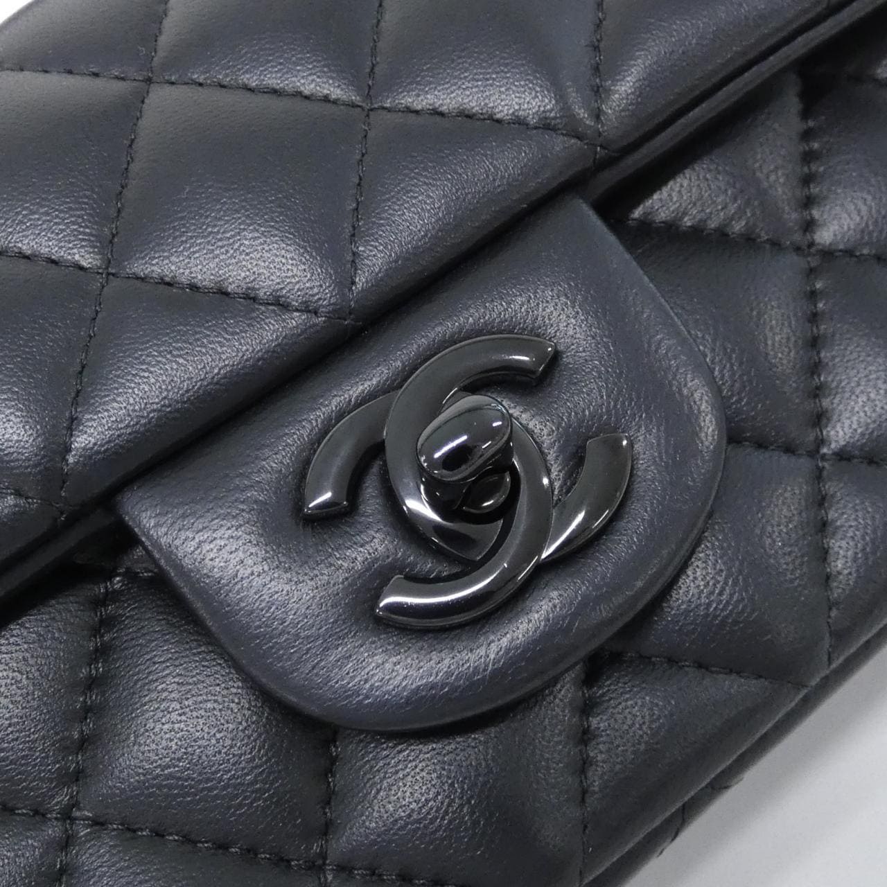 CHANEL Vanity AS2431 Handbag Lambskin 4