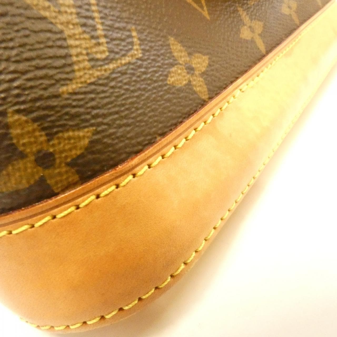 LOUIS VUITTON Alma M53152 Handbag Monogram 5