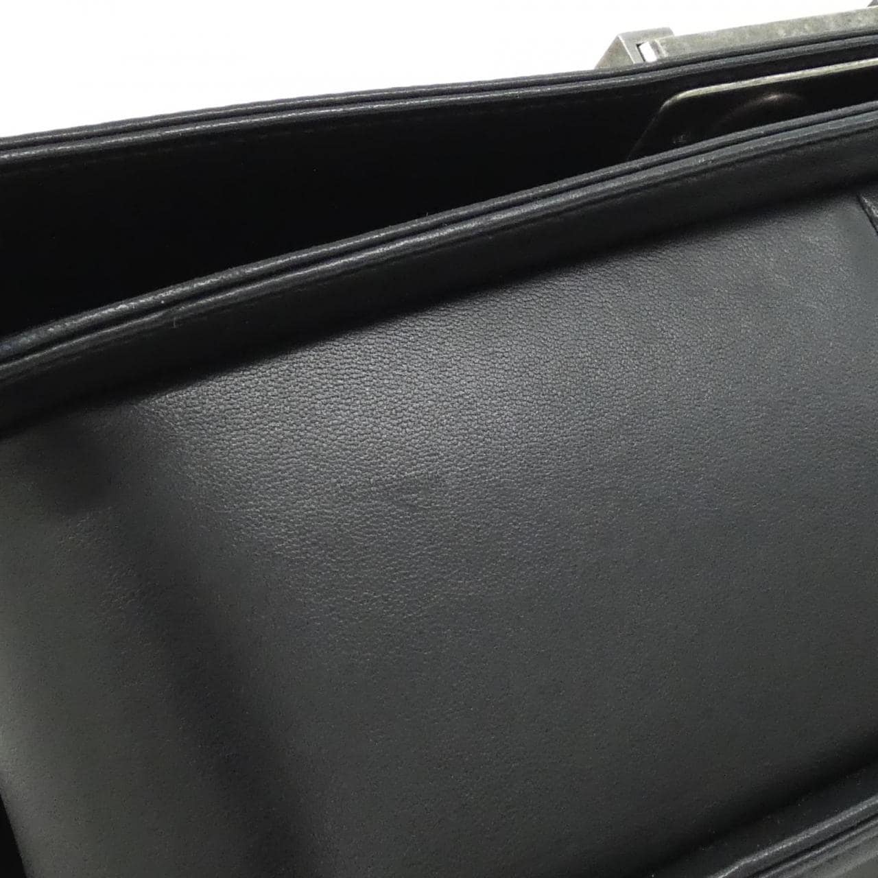 CHANEL Boy Chanel 67086 肩背包 羊皮 3