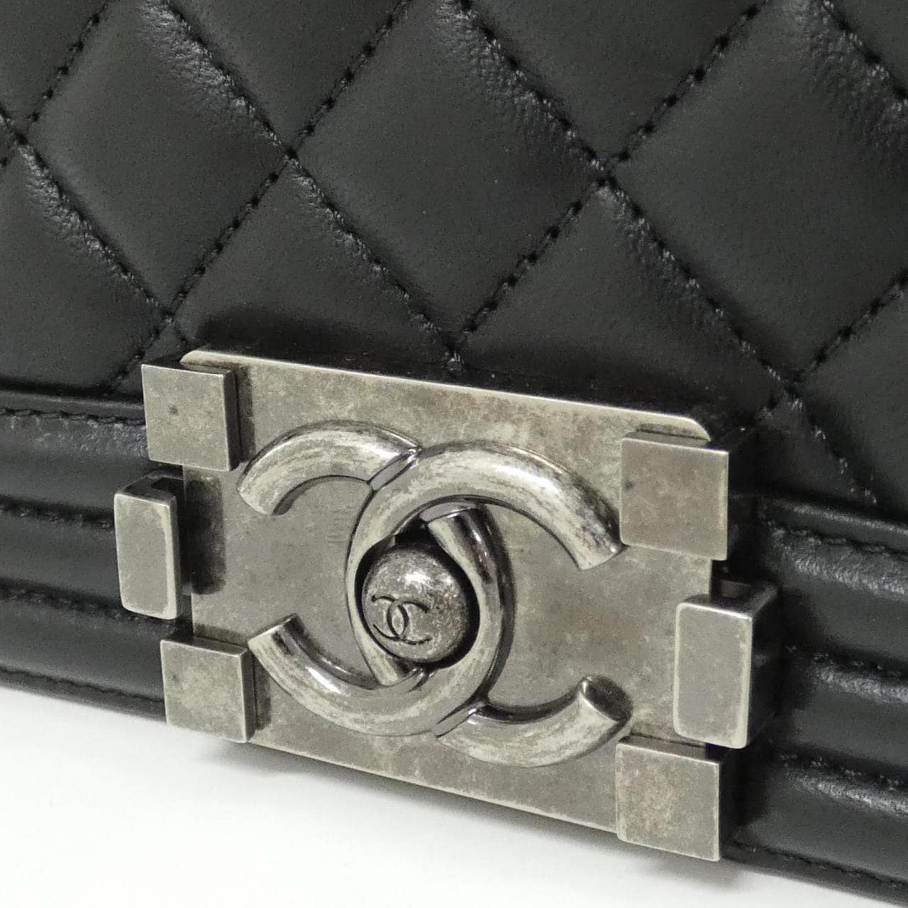 CHANEL Boy Chanel 67086 肩背包 羊皮 4