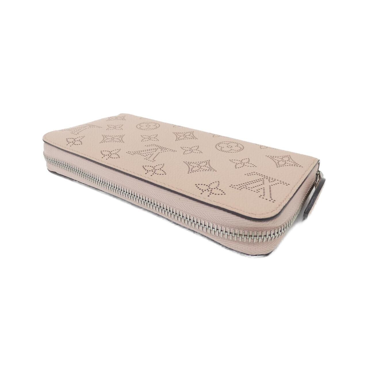 LOUIS VUITTON Mahina M61868 Wallet 2