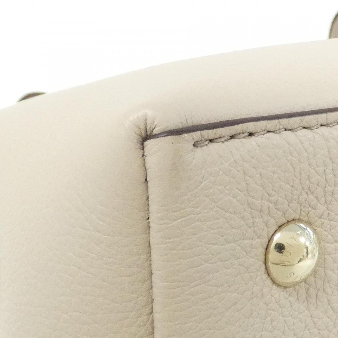 LOUIS VUITTON M56094 Handbag 3