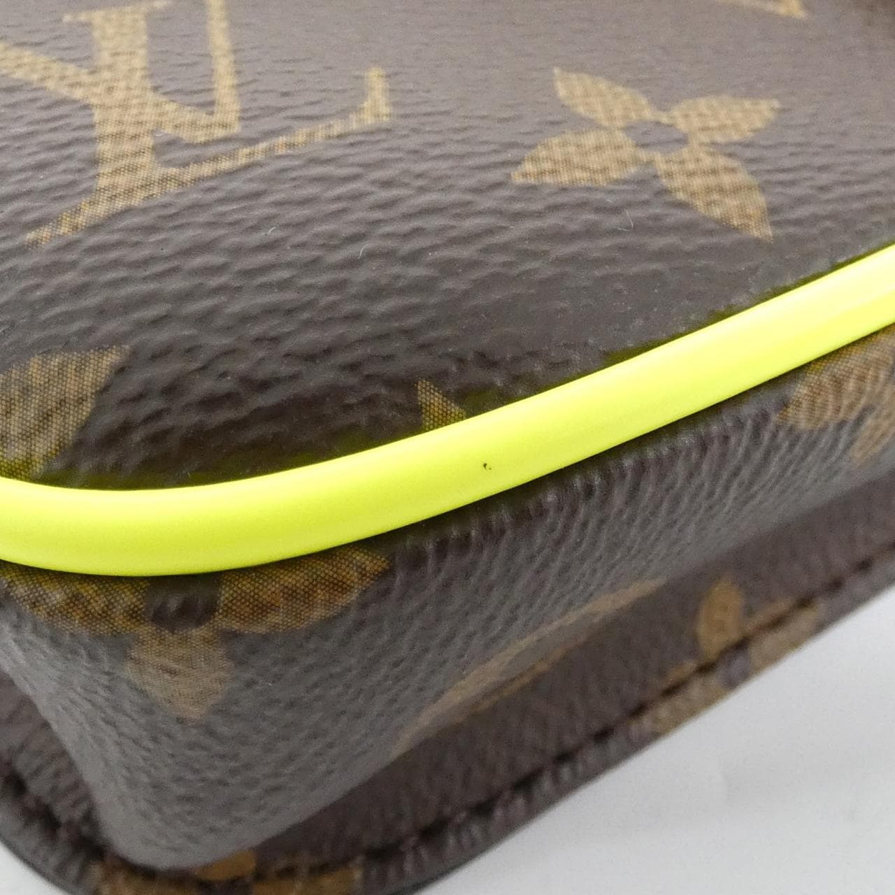LOUIS VUITTON M45864 肩背包 Monogram 3