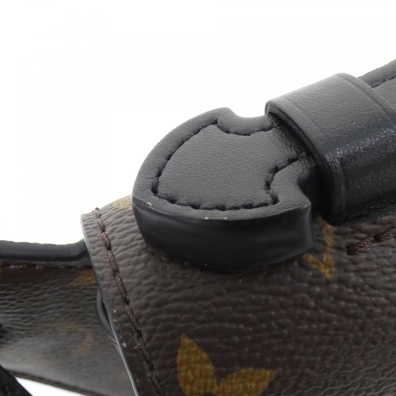 LOUIS VUITTON M45864 肩背包 Monogram 5