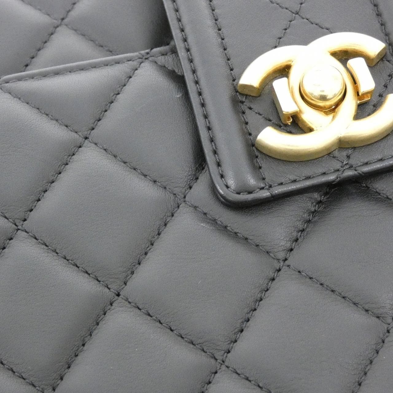 CHANEL 90672 肩背包 4