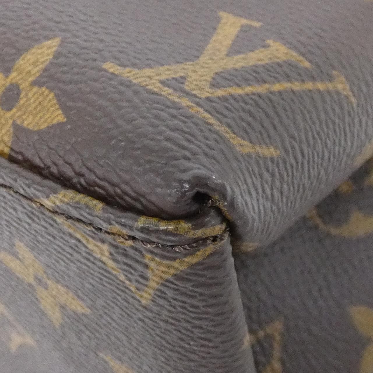 LOUIS VUITTON M44030 肩背包 Monogram 3