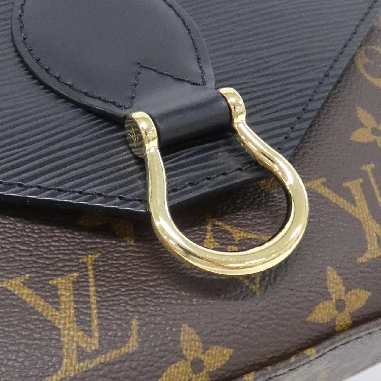 LOUIS VUITTON M44030 肩背包 Monogram 4