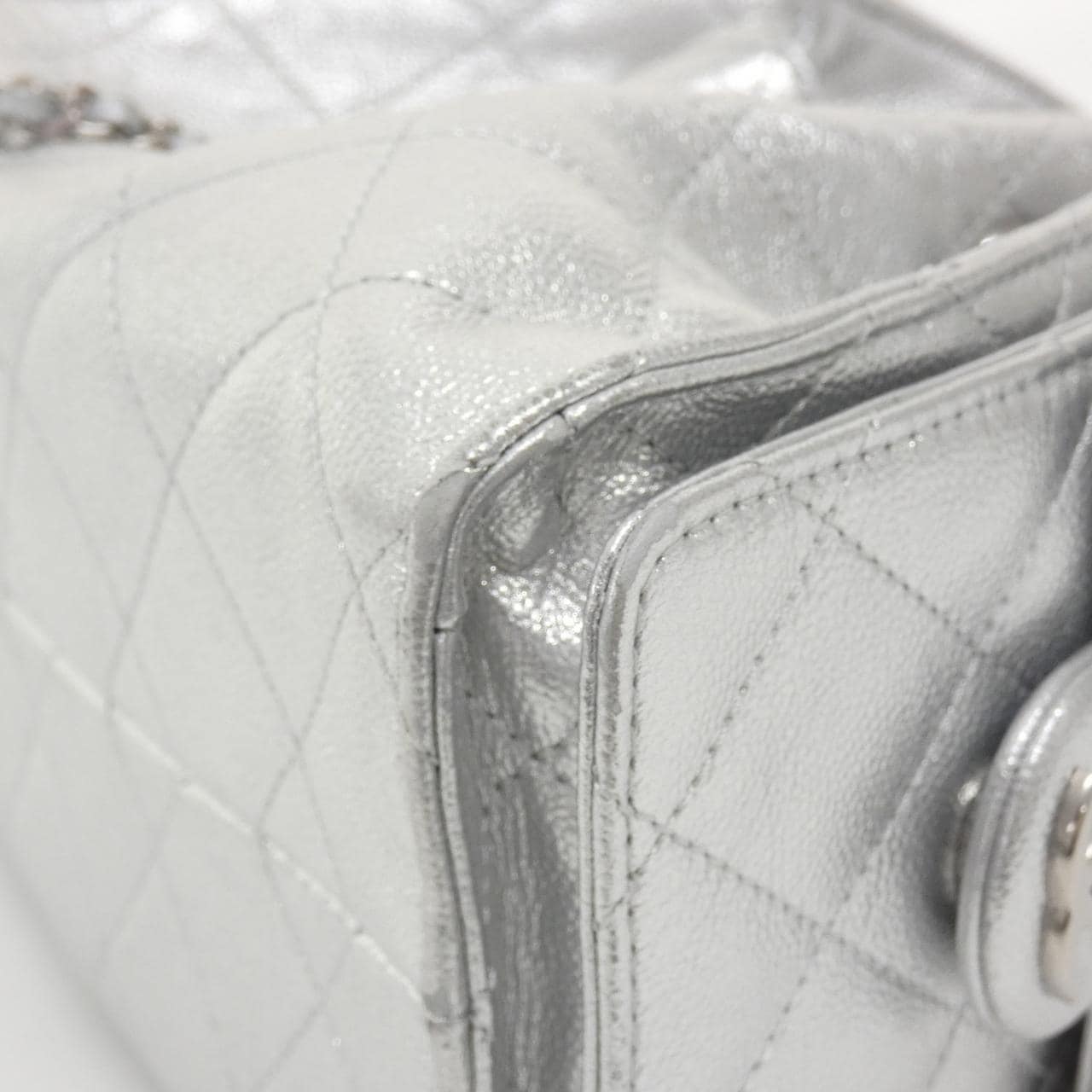 CHANEL AS5631 Shoulder Grained Calfskin 3