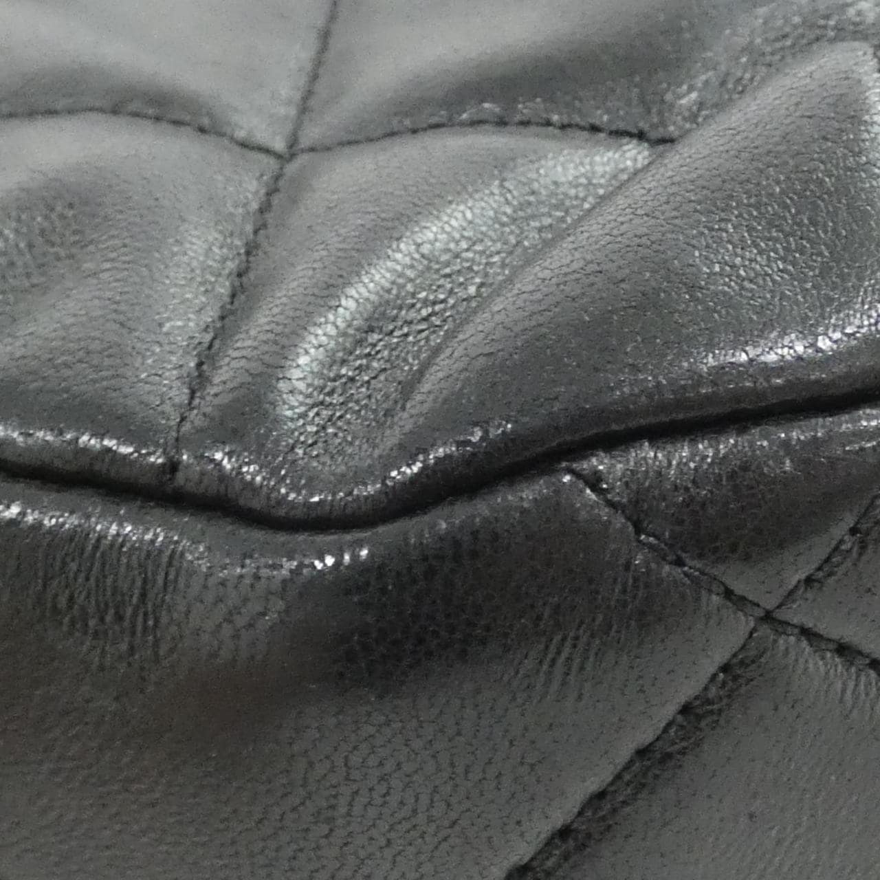 CHANEL AS4302 Shoulder Lambskin 3