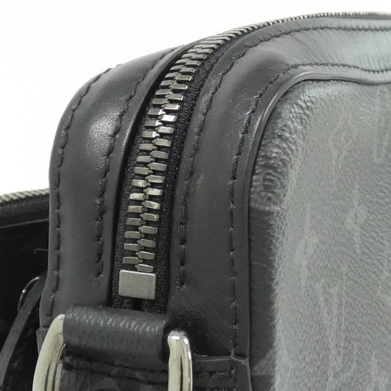 LOUIS VUITTON Eclipse M69443 Shoulder Monogram 4