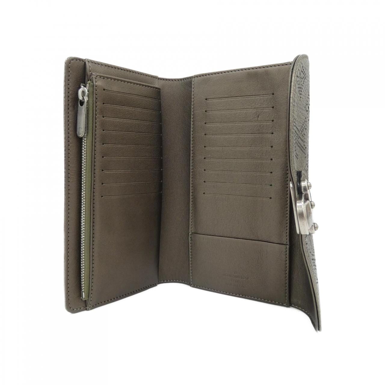 LOUIS VUITTON Mahina M95716 Wallet 3