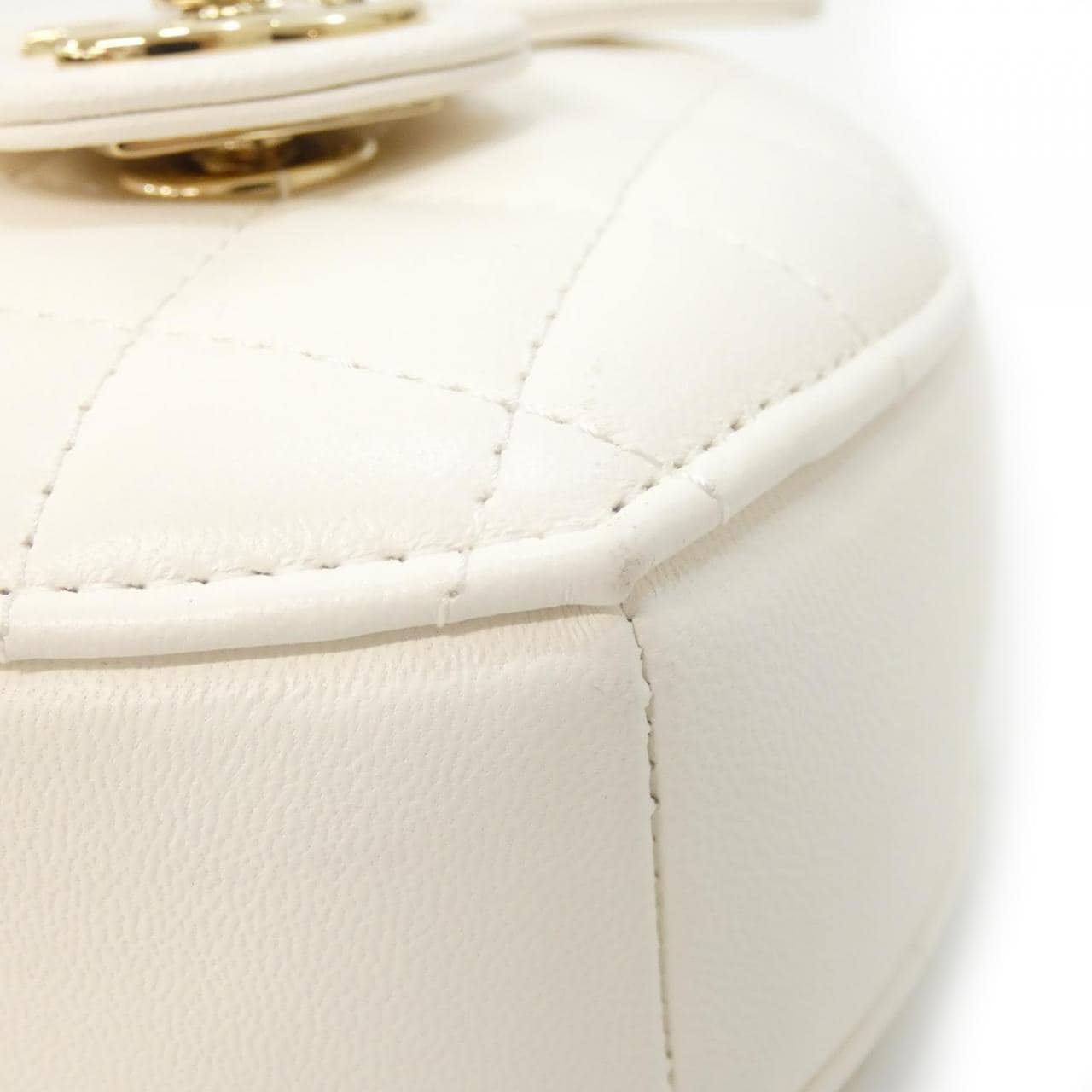 CHANEL Timeless Classic AP2784 Shoulder Lambskin 3