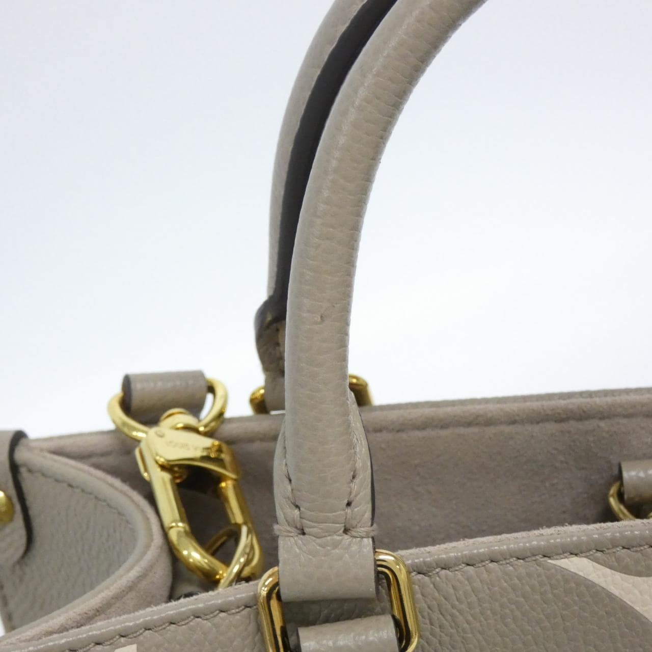 LOUIS VUITTON OnTheGo M45779 Handbag Monogram 3