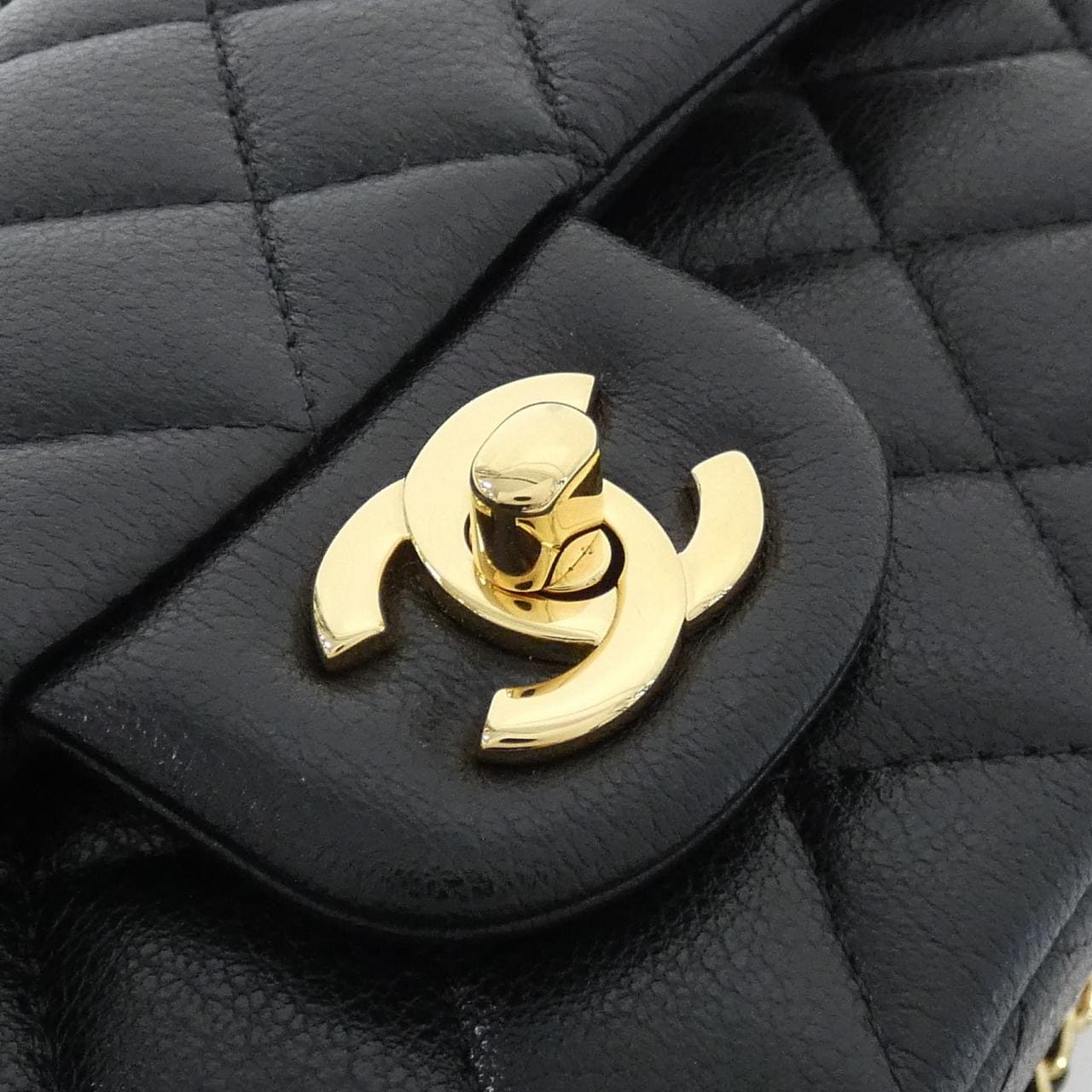 CHANEL Vanity AS2431 Handbag 5