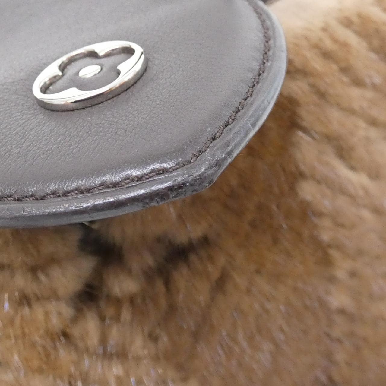LOUIS VUITTON Capucines 手提包 5