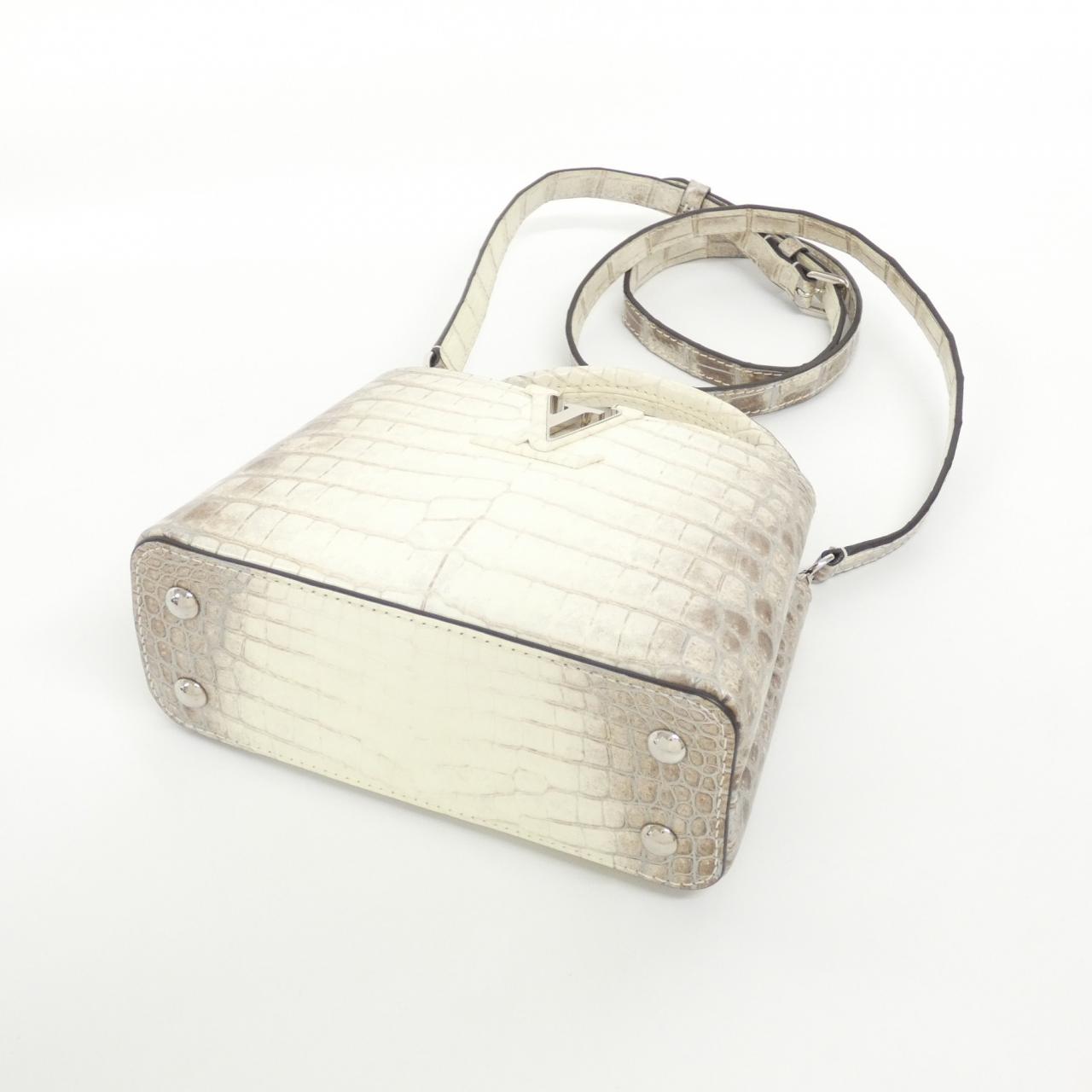 LOUIS VUITTON Capucines N99291 Handbag Leather 3