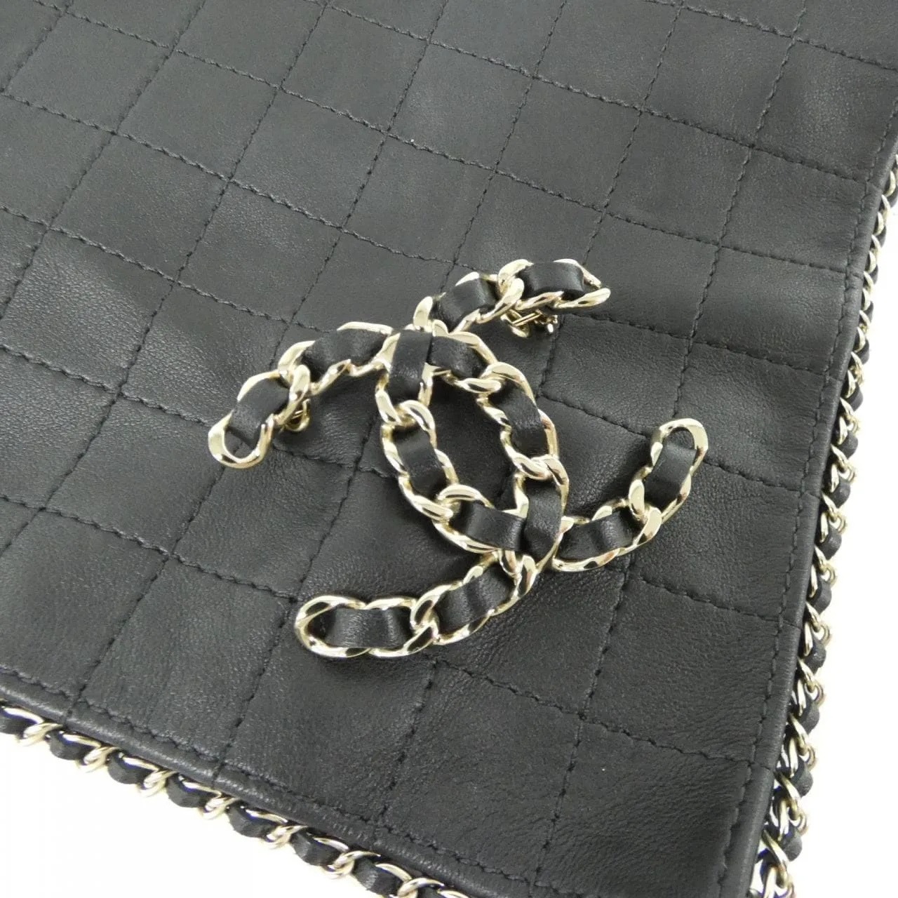 CHANEL Chanel 19 Scarf Lambskin 黑色 羊皮 中古品A - 縮圖 3
