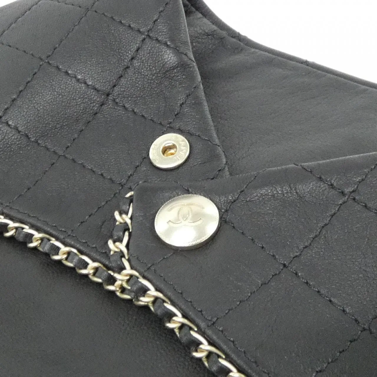 CHANEL Chanel 19 Scarf Lambskin 黑色 羊皮 中古品A - 縮圖 7