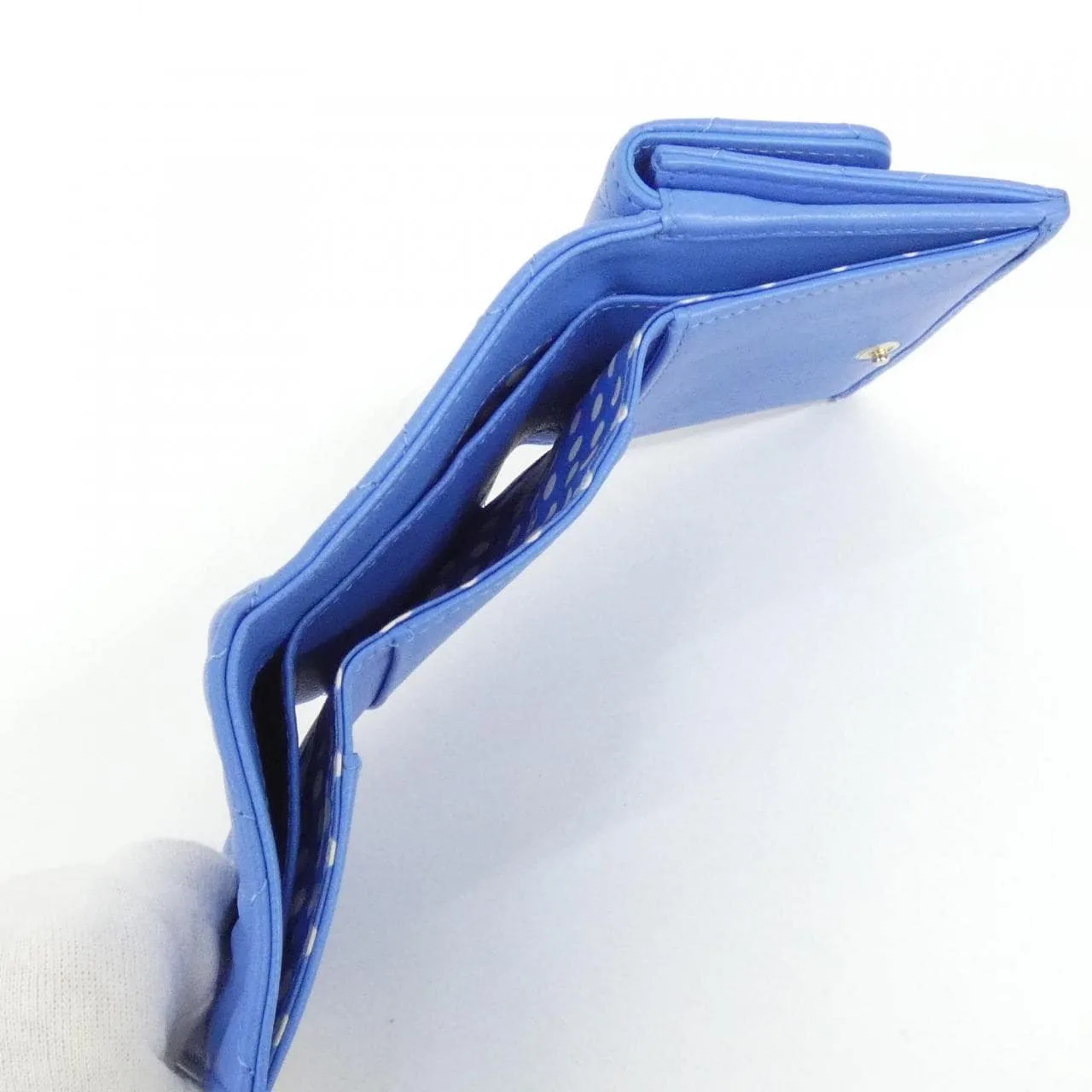 CHANEL Chanel 19 AP3808 Wallet Lambskin 藍色 羊皮 中古品A - 縮圖 4