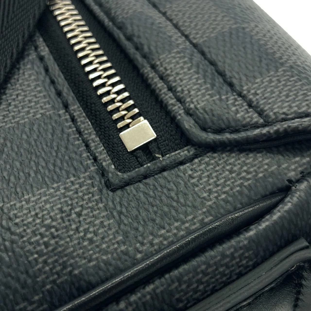 LOUIS VUITTON District N42710 Shoulder Damier Black Damier Rank A - Thumbnail 4