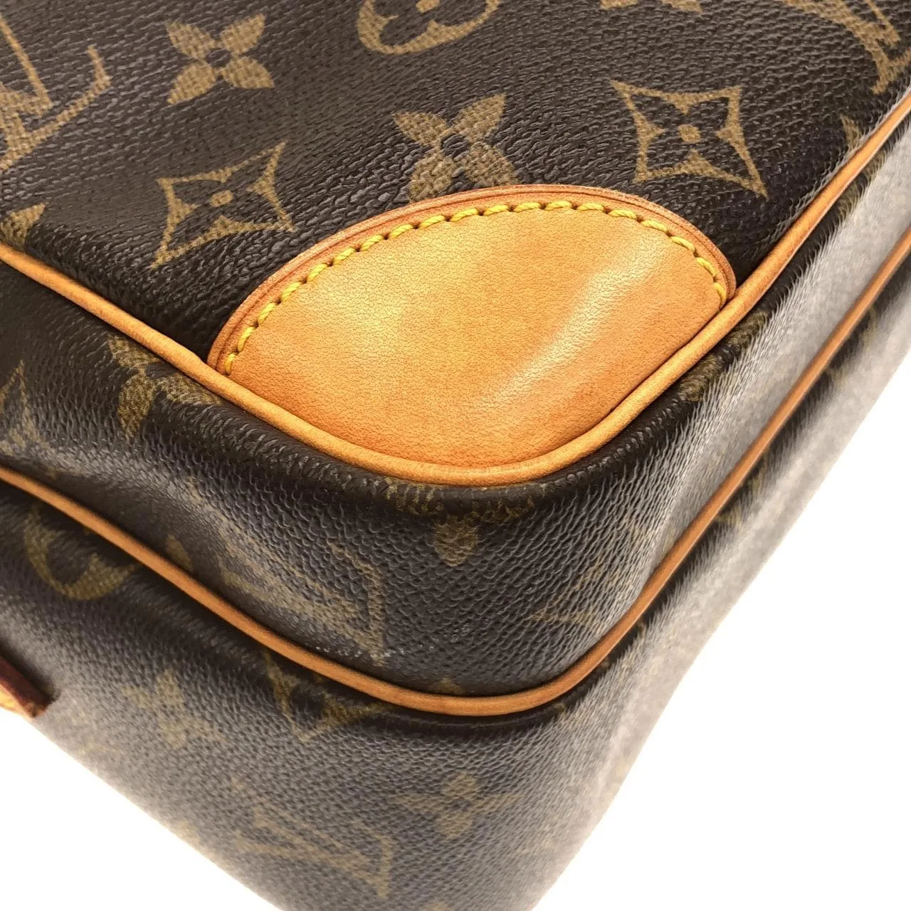 LOUIS VUITTON Nile M45244 Shoulder Monogram 黑色 Monogram 中古品B - 縮圖 3