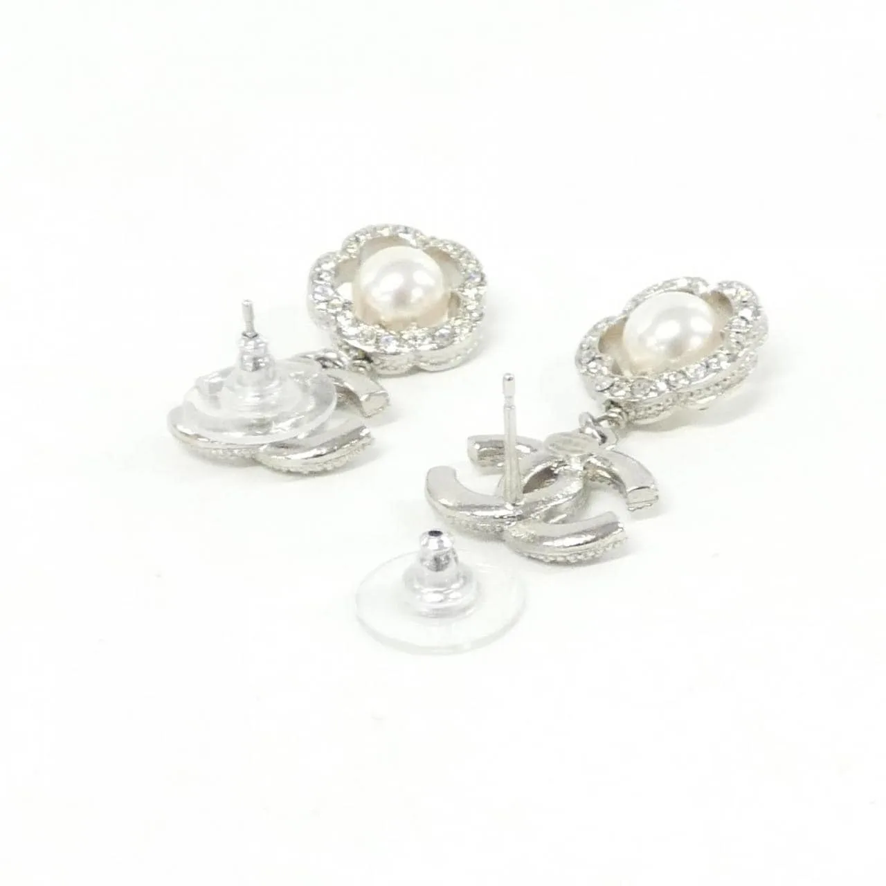 CHANEL Accessories White Rank A - Thumbnail 3