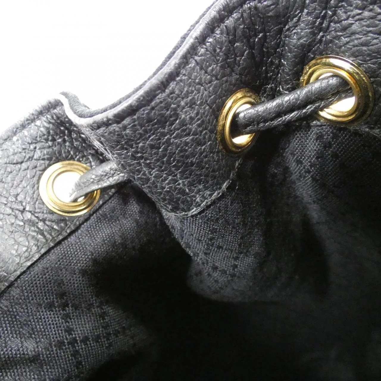 GUCCI 001 2865 Handbag Leather