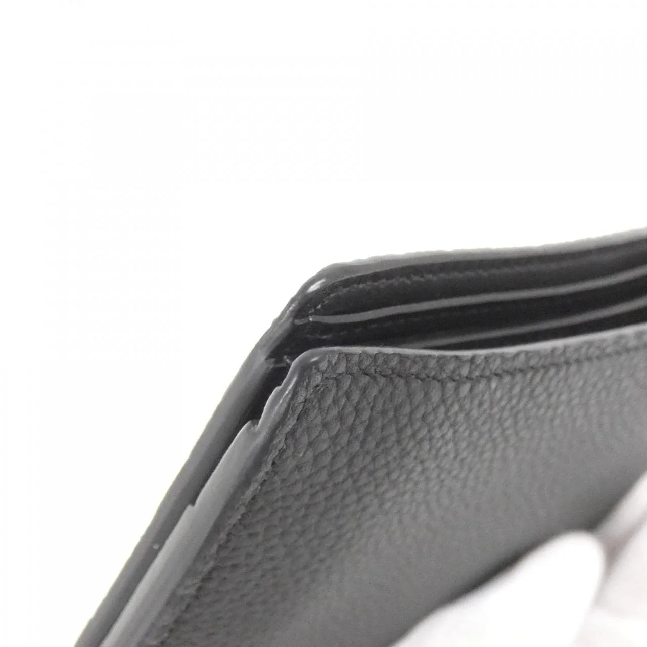 LOUIS VUITTON M25945 Coin Case Lambskin