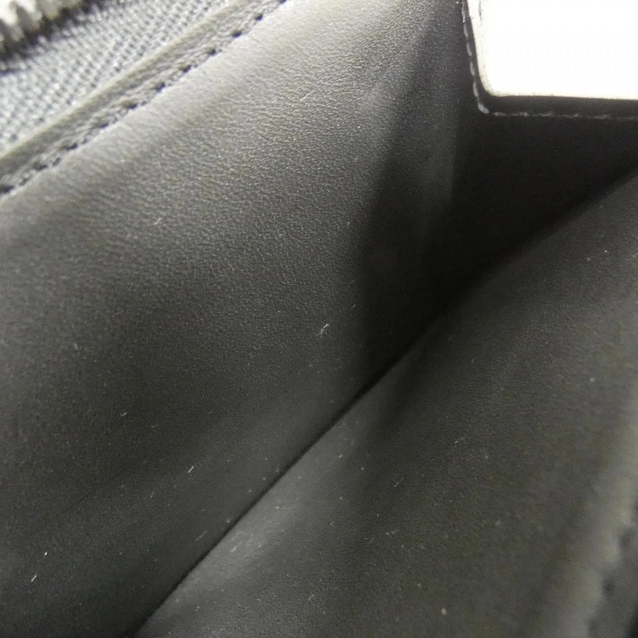 LOUIS VUITTON M81740 Wallet Lambskin