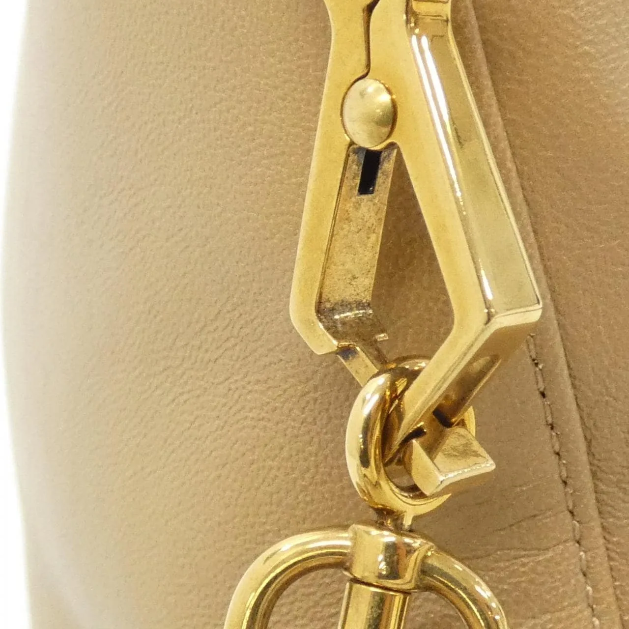GUCCI 631663 1W10X Handbag Leather