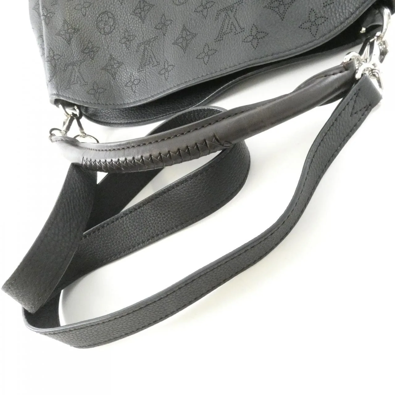 LOUIS VUITTON Mahina M50031 Shoulder Black Rank B - Thumbnail 4
